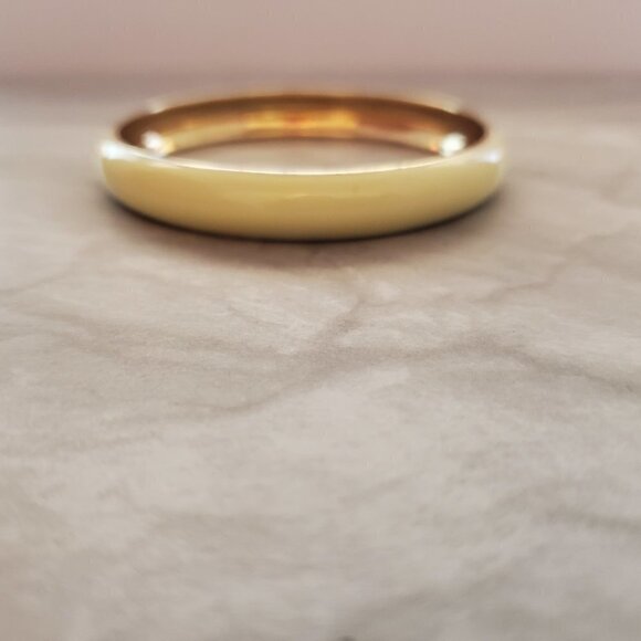 💕 J.Crew Cream Enamel Bangle Bracelet 💕 - Picture 2 of 9